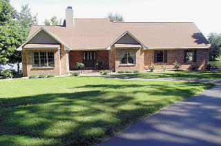 123 Mallard Pt, Crossville, TN 38571-0265