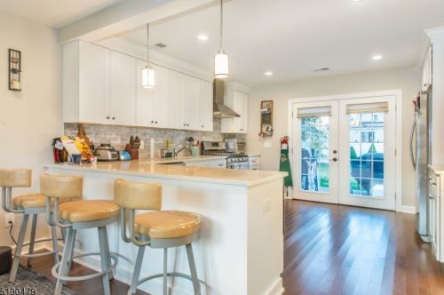 1149 Briarcliff Dr, Rahway NJ  07065-1935 exterior