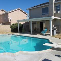3808 Park Vista Ct, Tropico Village, CA 93560-5912
