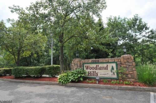 133 Robertson Way, Lincoln Park NJ  07035-1848 exterior