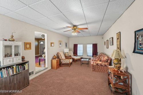 35 Bay Laurel Dr, Bricktown NJ  08723-6913 exterior