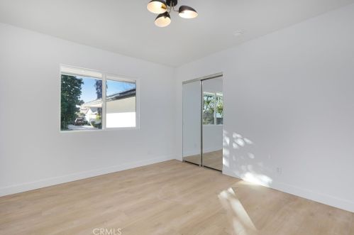 6946 Alcove Ave, North Hollywood, CA 91605-5101
