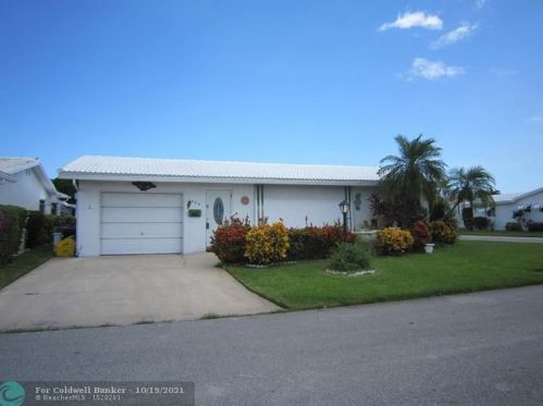 1508 18th Dr, Boynton Beach, FL 33426-6439