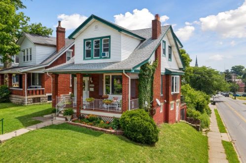 1004 Academy Ave, Cincinnati, OH 45205-1643