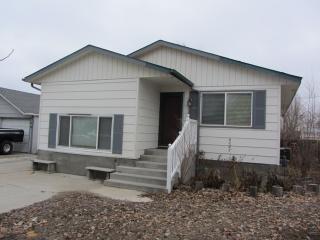 1171 2nd Ave, Ontario, OR 97914-2122