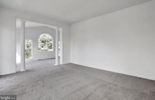 20 Cool Springs Ln, Charles Town WV  25414-4647 exterior