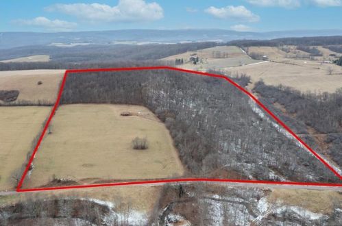392 Wass Hollow Rd, Addison, PA 15411