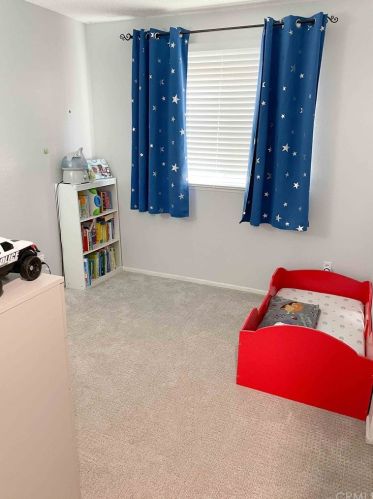 860 Plumwood St, Colton CA  92324-4523 exterior