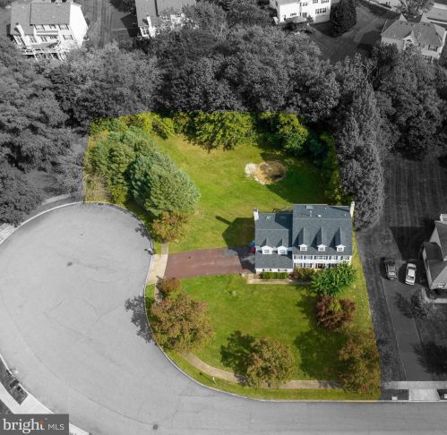 6003 Dickens Ct, Norristown, PA 19403-1373