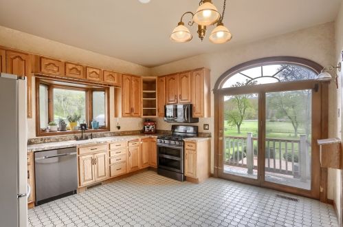 1815 Old Butler Rd, New Castle PA  16101-3130 exterior