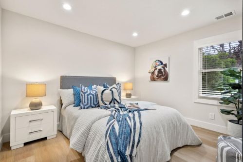 159 Westgate St, Redwood City CA  94062-2811 exterior