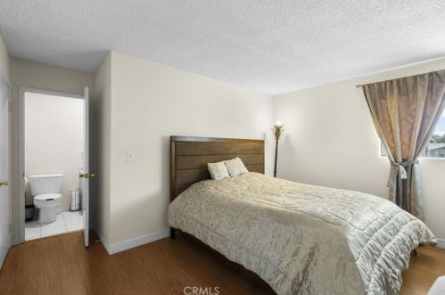 805 Chestnut St, Glendale CA 91205-2501 exterior