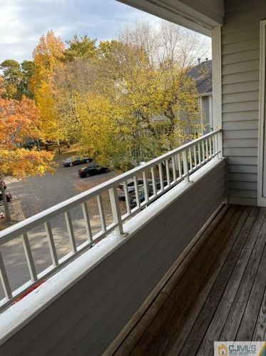 1909 Tanglewood Ct, Helmetta NJ  08828-1145 exterior