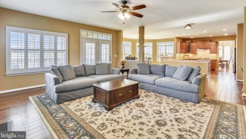 21099 Honeycreeper Pl, Leesburg VA exterior