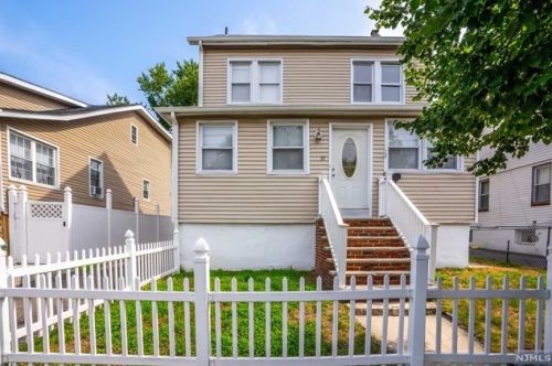 37 Florence St, Englewood NJ  07631-4114 exterior