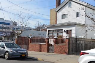 2564 15th St, Brooklyn, NY 11235-3504