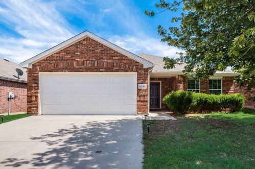 6241 Trinity Creek Dr, Fort Worth, TX 76179-7737