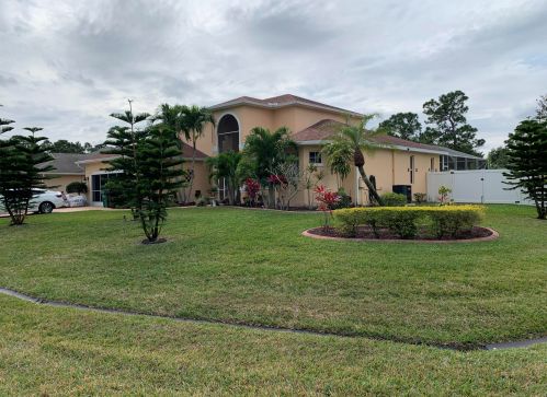 5740 Zenith Dr, Fort Pierce, FL 34986-3515