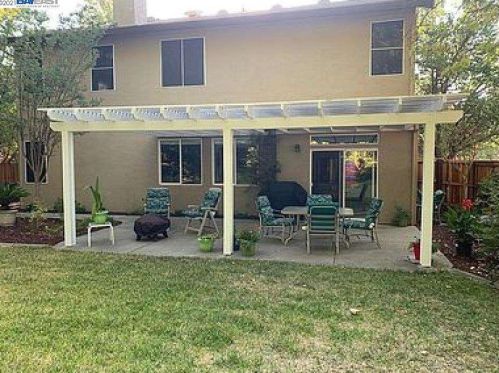 6521 Young Oak Ct, Citrus Heights CA  95662-6007 exterior