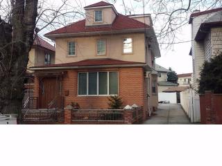 2333 80th St, Brooklyn, NY 11214-2016