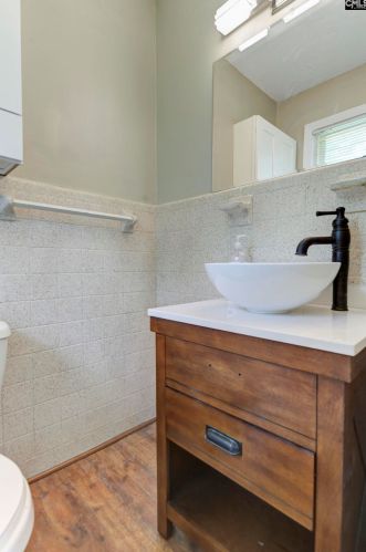 2614 Brookcliff Rd, Cayce-West Columbia SC  29033-4208 exterior