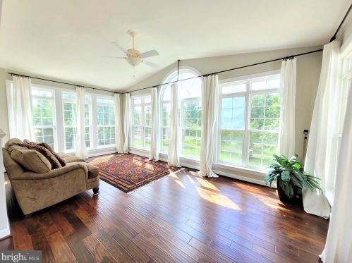 16399 Kramer Estate Dr, Woodbridge VA  22191-6003 exterior