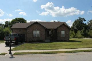 604 Deer Ridge Dr, Clarksville, TN 37042-7064