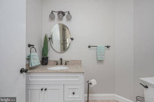 9 Flemish Way, Lumberton Township NJ  08048-4527 exterior