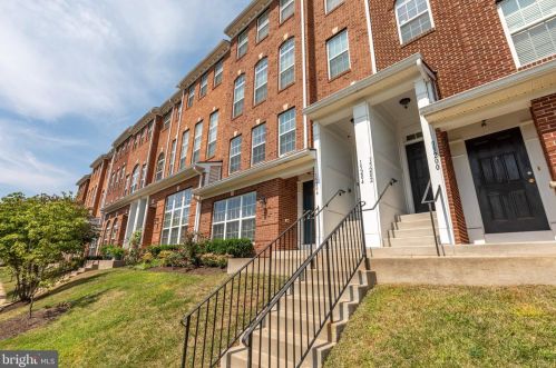 15206 Rosemont Manor Dr, Haymarket, VA 20169-6263