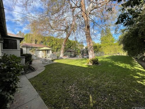 12155 Blix St, North Hollywood, CA 91607-3805