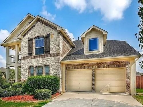 2601 Featherstone Dr, Oak Point, TX 75068-6935