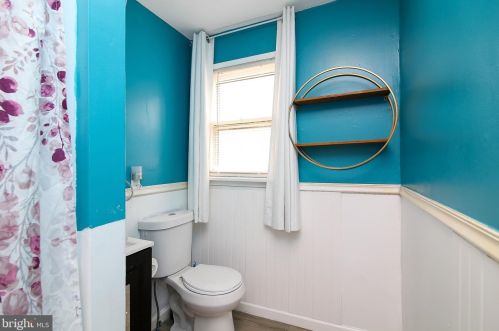 335 Washington St, West Deptford NJ  08066-1083 exterior