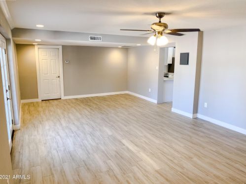 4319 11 Pl, Phoenix AZ 85014-4428 exterior