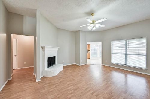 1715 Treasure Cay Dr, Midlothian TX  76063-8537 exterior