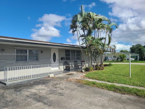 7941 14th St, Hollywood, FL 33024-5171