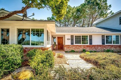 5340 Overhill Ln, Templeton, CA 93465-8571