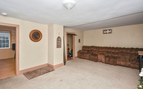 981 Riverside Dr, Fabyan, CT 06255-1702
