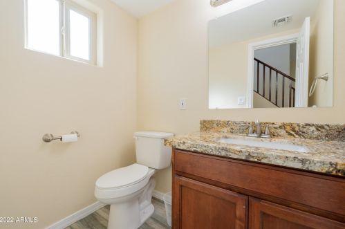 1847 Dunbar Dr, Phoenix AZ  85042-6856 exterior