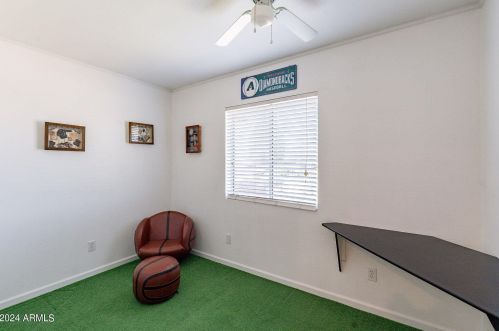 5752 Monte Cristo Ave, Glendale AZ 85306-2230 exterior