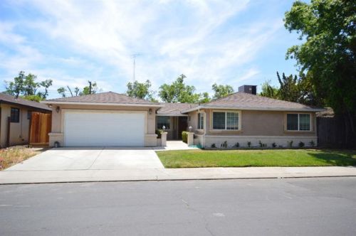 1434 Oakwood Dr, Modesto, CA 95350-4851