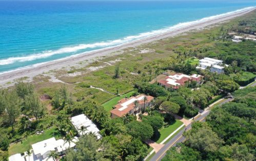 491 Beach Rd, Hobe Sound, FL 33455-2710