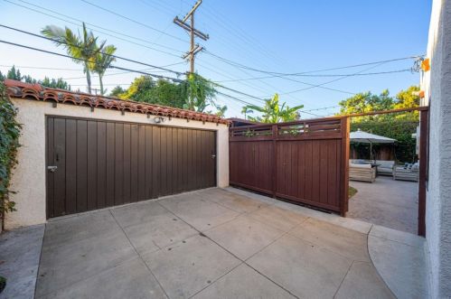 5118 Marlborough Dr, San Diego CA  92116-2029 exterior