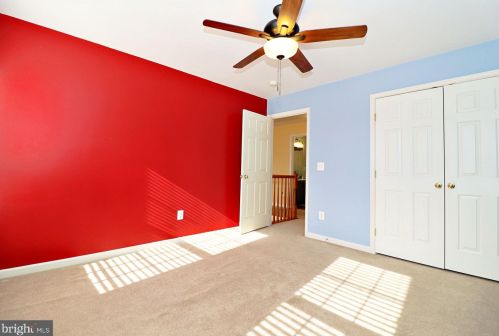 164 Pebble Beach Dr, Charles Town WV  25414-4074 exterior