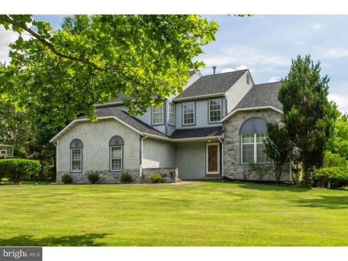 129 Andrew Ln, Lansdale, PA 19446-1421