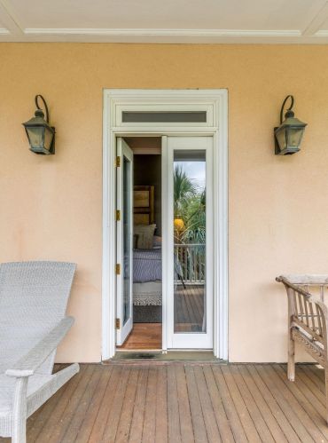 75 Sowell St, Mount Pleasant SC  29464-2660 exterior