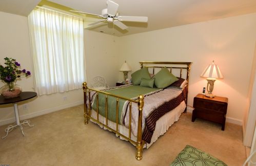 112 Fox Chase Ct, Swedesboro NJ  08085-3043 exterior