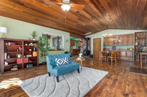 14696 Colfax Hwy, Grass Valley CA  95945-7912 exterior