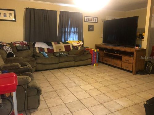 991 Dawson Dr, Deltona, FL 32725-6916