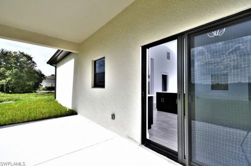 422 Progress Ave, Lehigh Acres FL 33974-0459 exterior