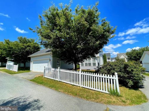 35 Colonial Dr, Charles Town WV  25414-4494 exterior